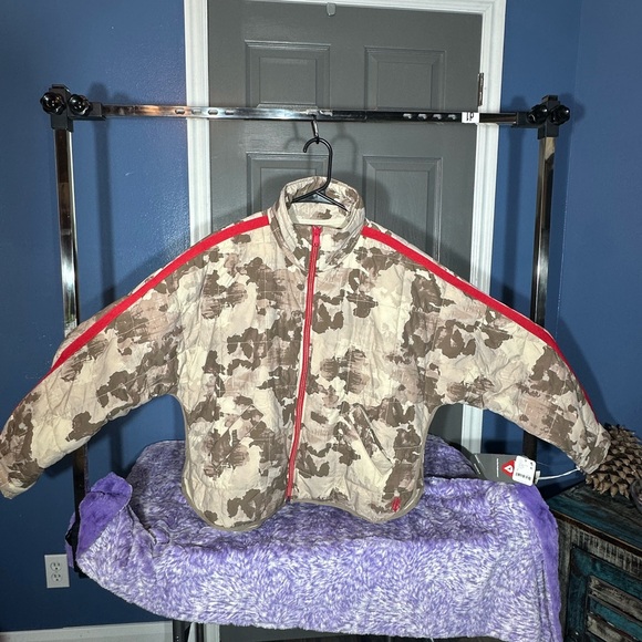 Free People Movement Pippa Printed Packable Puffer Jacket Toasted Almond S NWT - Picture 10 of 11